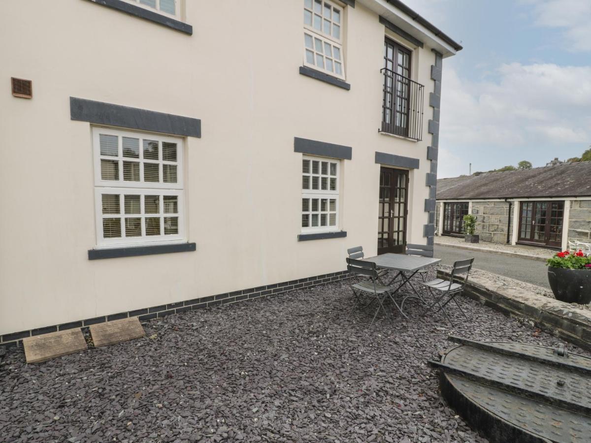 Whistle Stop Apartment Porthmadog Eksteriør bilde