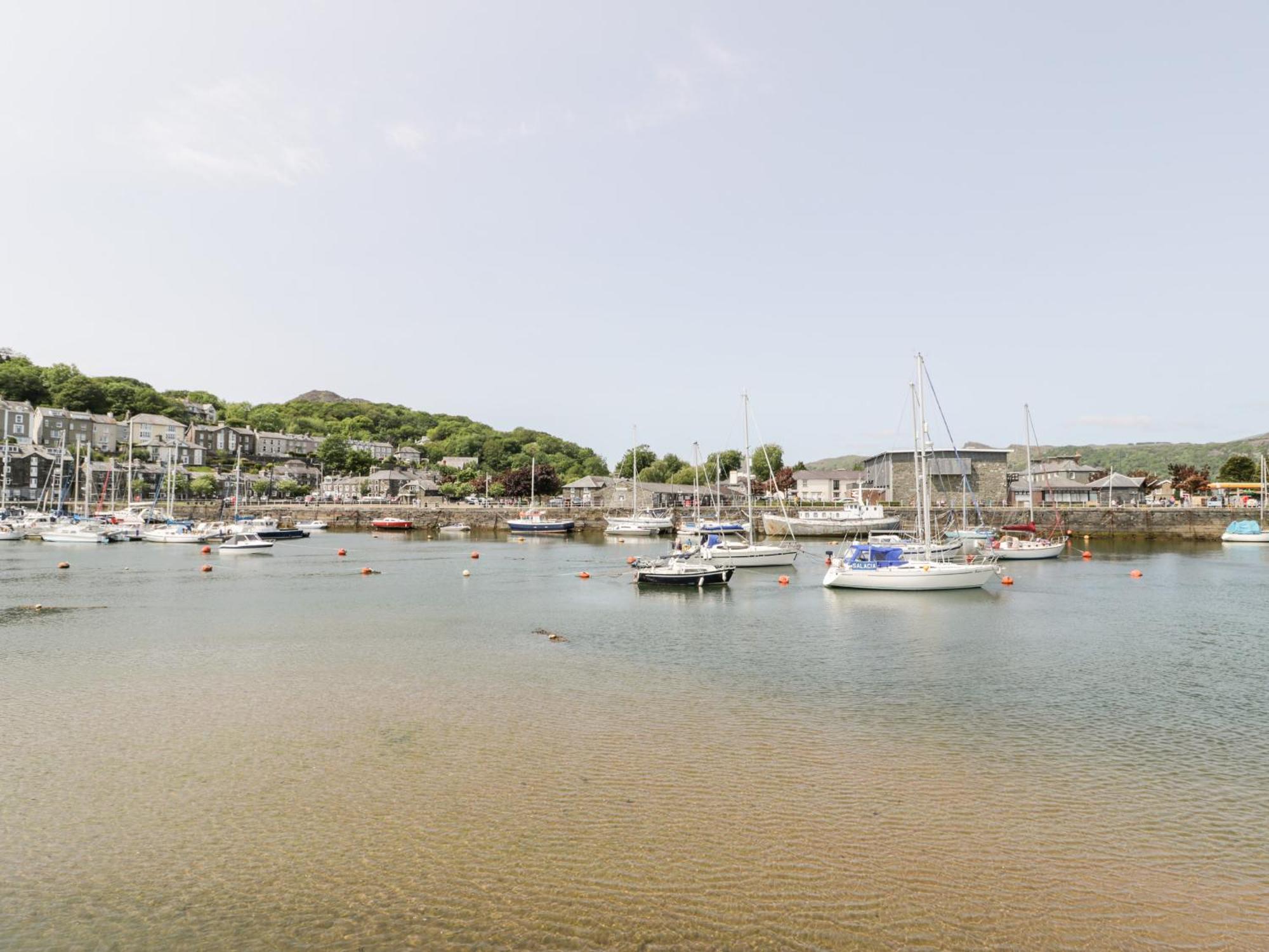 Whistle Stop Apartment Porthmadog Eksteriør bilde